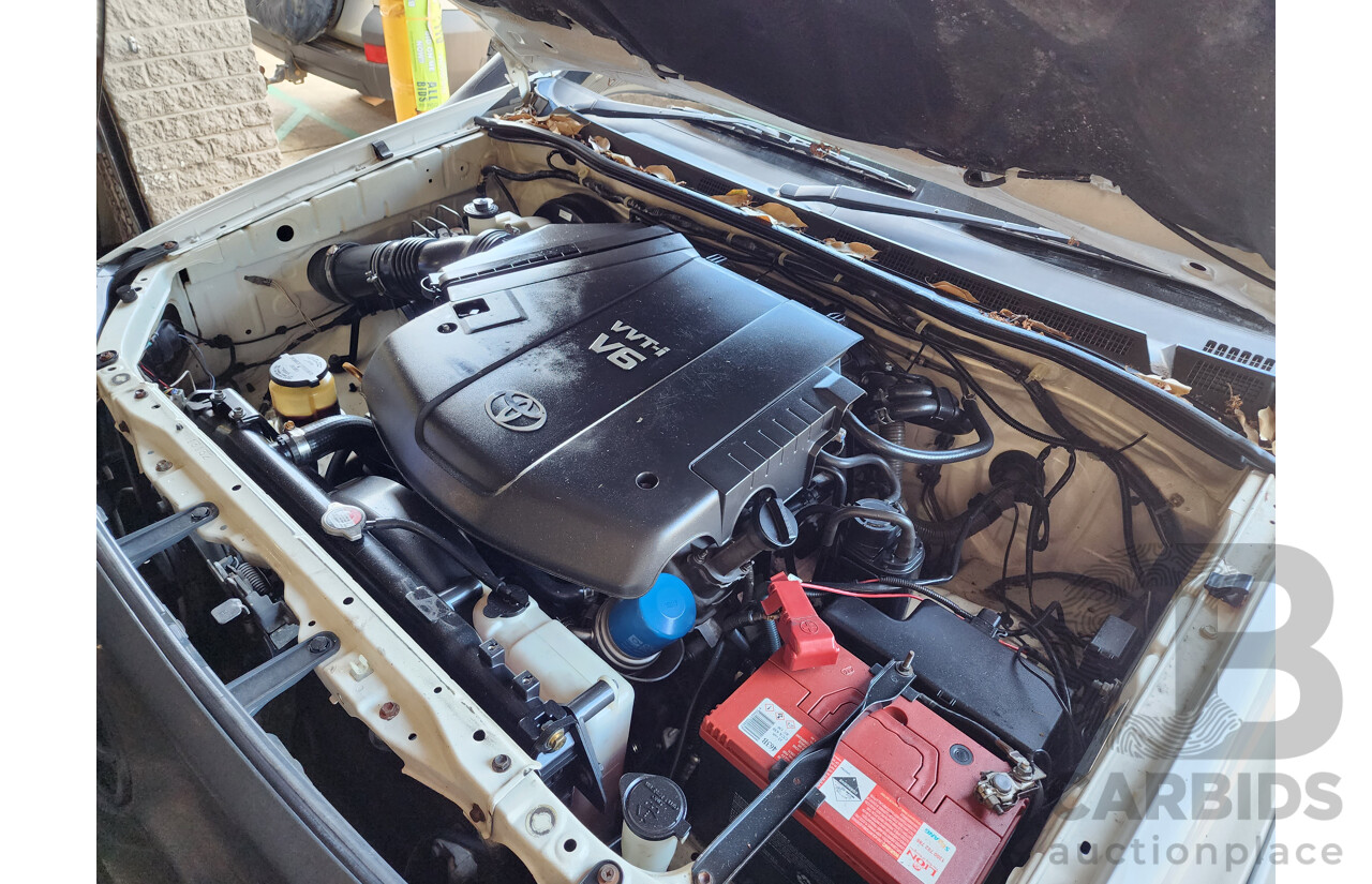 5/2007 Toyota Hilux SR (4x4) GGN25R 07 UPGRADE Dual Cab P/Up White 4.0L