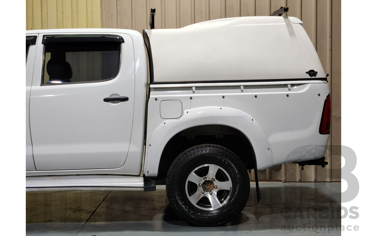 5/2007 Toyota Hilux SR (4x4) GGN25R 07 UPGRADE Dual Cab P/Up White 4.0L
