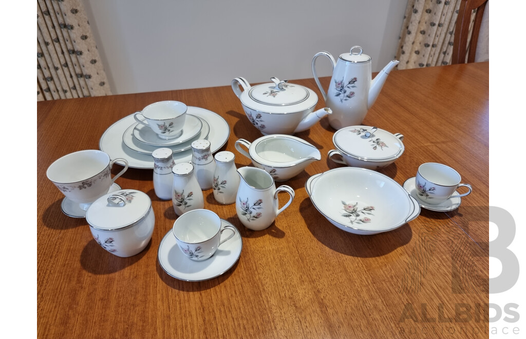 Vintage Noritake 'Margot' Dinner Set