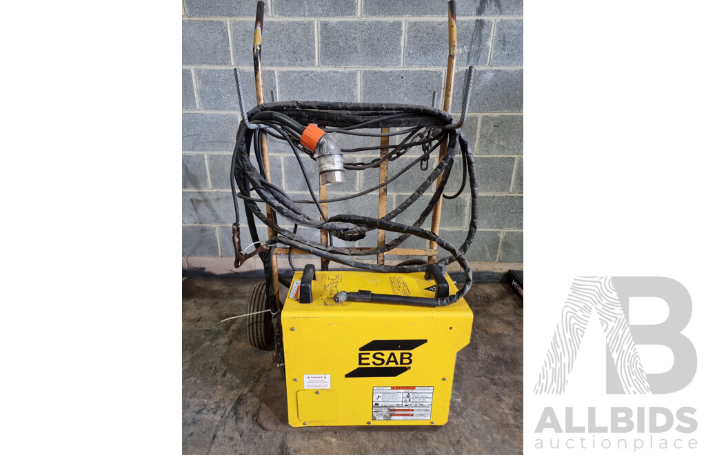 ESAB PCM-1125 Plasma Cutter