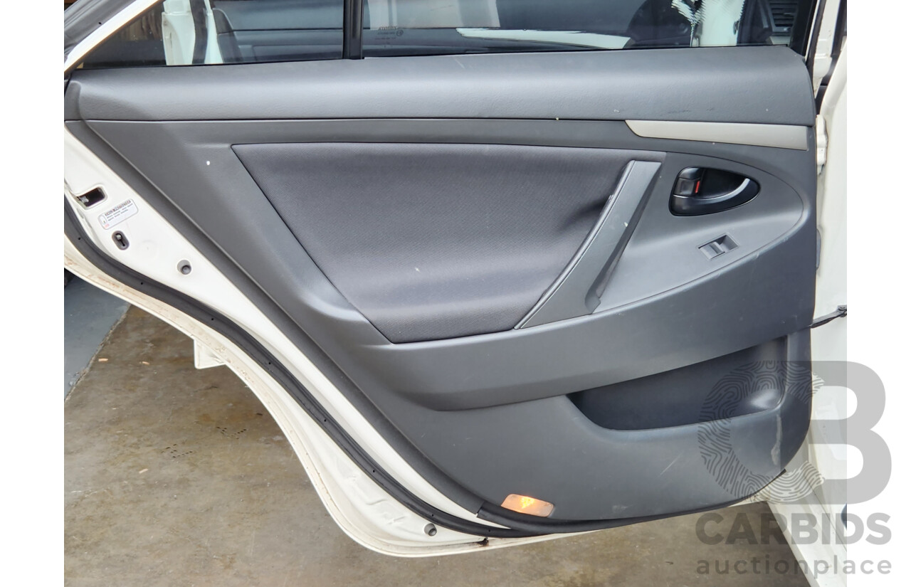 2/2010 Toyota Aurion AT-X GSV40R 09 UPGRADE 4d Sedan Diamond White 3.5L