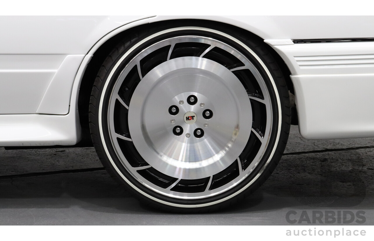 12/1984 Holden Commodore VK Group 3 Replica 4d Sedan White 6.0L V8