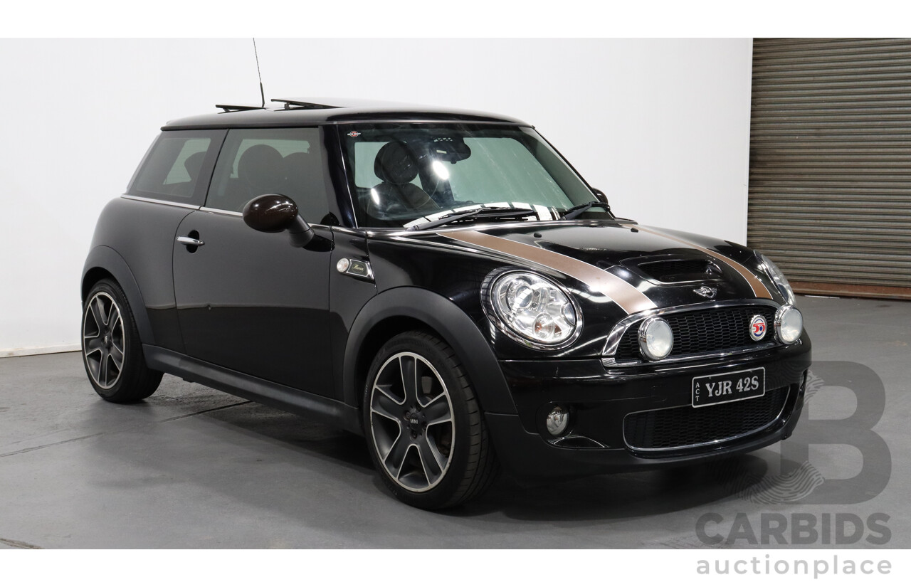 10/2010 Mini Cooper S Mayfair R56 2d Hatchback Black 1.6L Turbo