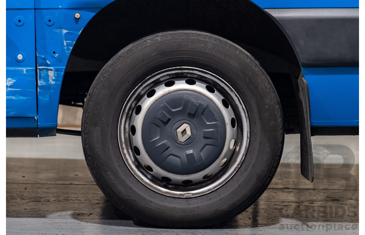 6/2016 Renault Master SWB X62 2d Van Blue 2.3L Turbo Diesel - Refridgerated