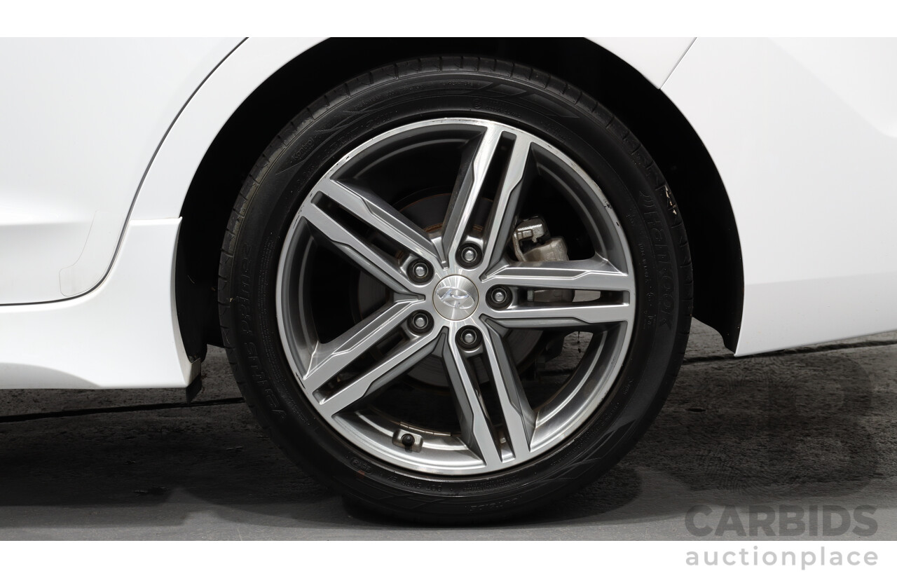 4/2018 Hyundai Elantra SR MY18 4d Sedan White 1.6L Turbo