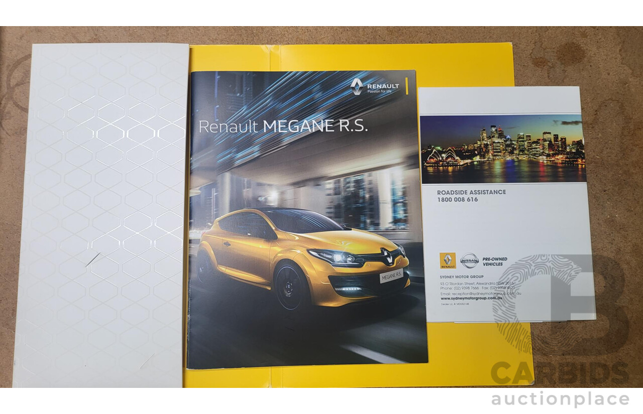 2/2016 Renault Megane RS 275 CUP Premium X95 MY15 3d Hatchback Liquid Yellow Metallic 2.0L Turbo