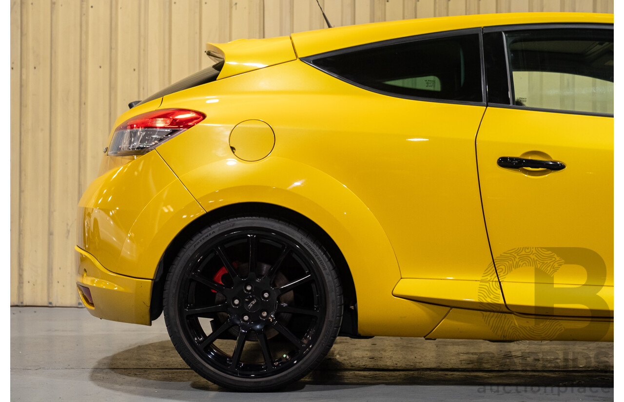 2/2016 Renault Megane RS 275 CUP Premium X95 MY15 3d Hatchback Liquid Yellow Metallic 2.0L Turbo