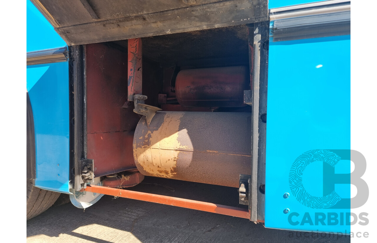 02/1992 Mercedes O405 Volgren Bus 12.0L Diesel (Motorhome Project)