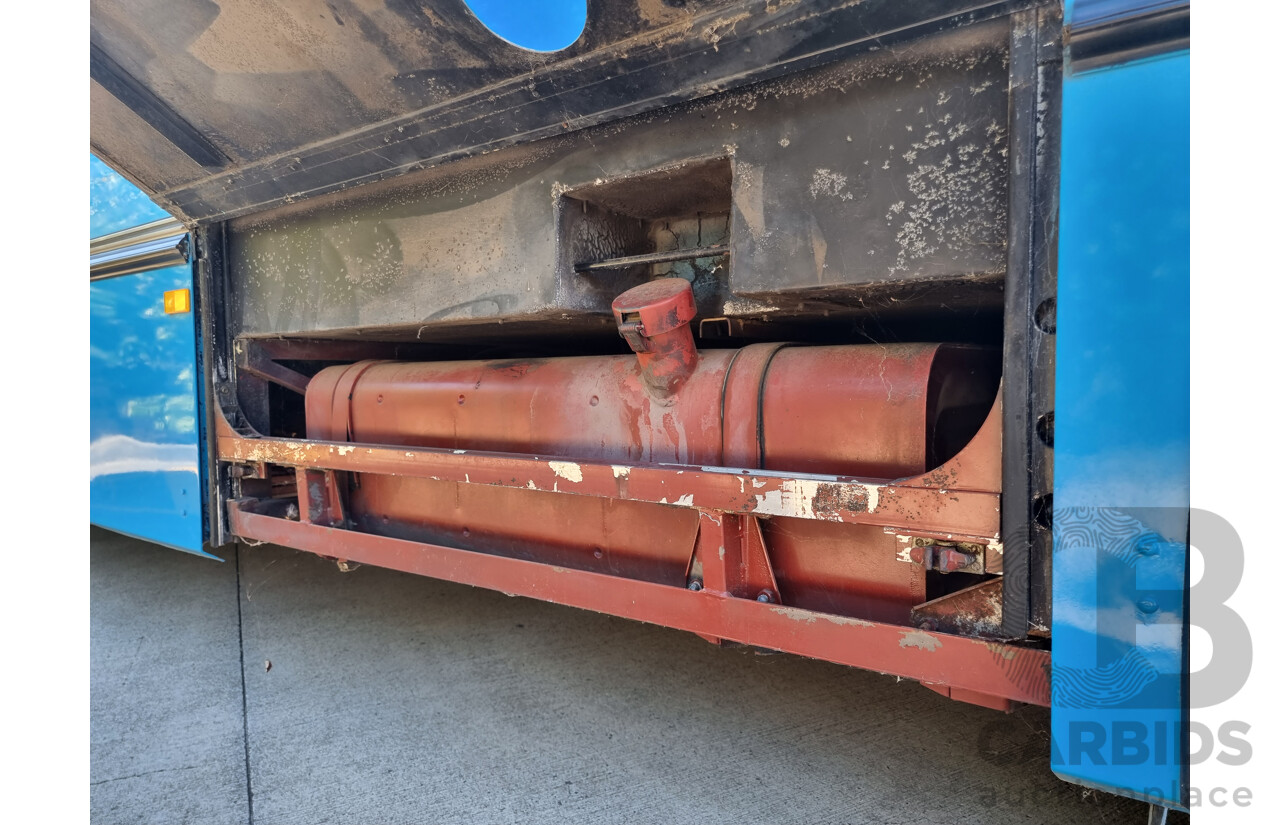 02/1992 Mercedes O405 Volgren Bus 12.0L Diesel (Motorhome Project)