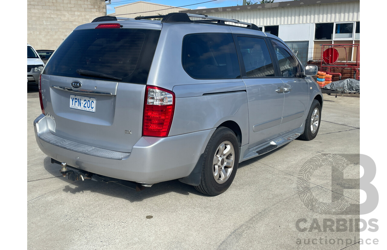 8/2008 Kia Grand Carnival (EX) VQ 4d Wagon Silver 3.8L