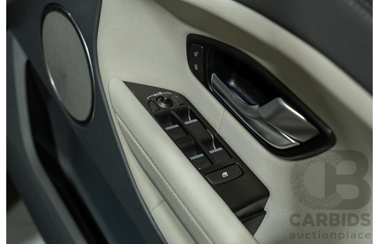 2/2017 Range Rover Evoque TD4 180 SE LV MY16 5d Wagon Blue 2.0L Turbo Diesel