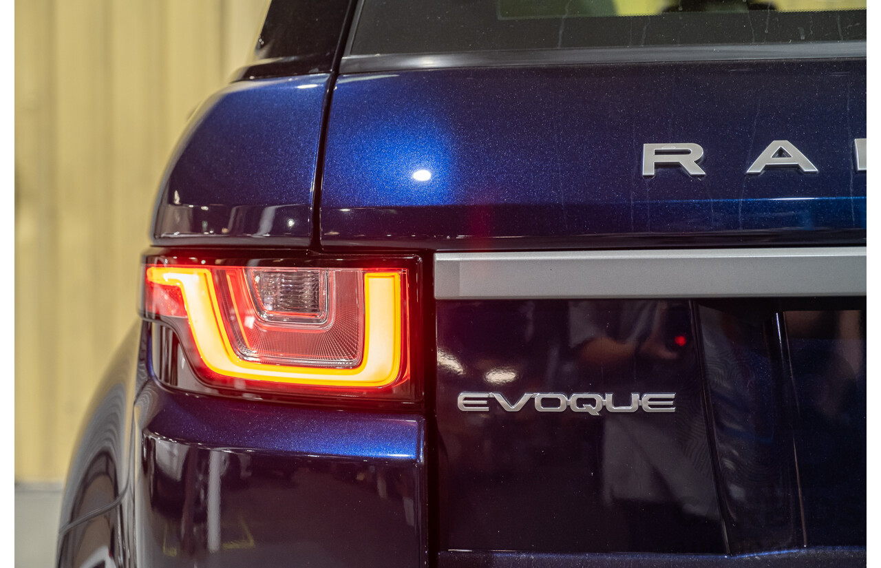 2/2017 Range Rover Evoque TD4 180 SE LV MY16 5d Wagon Blue 2.0L Turbo Diesel