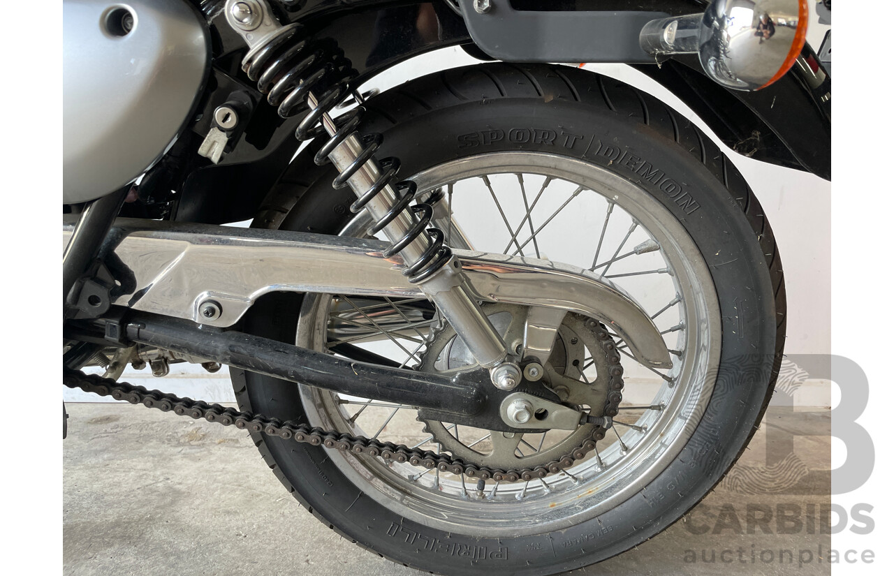 6/2013 Suzuki TU250X Motor Cycle