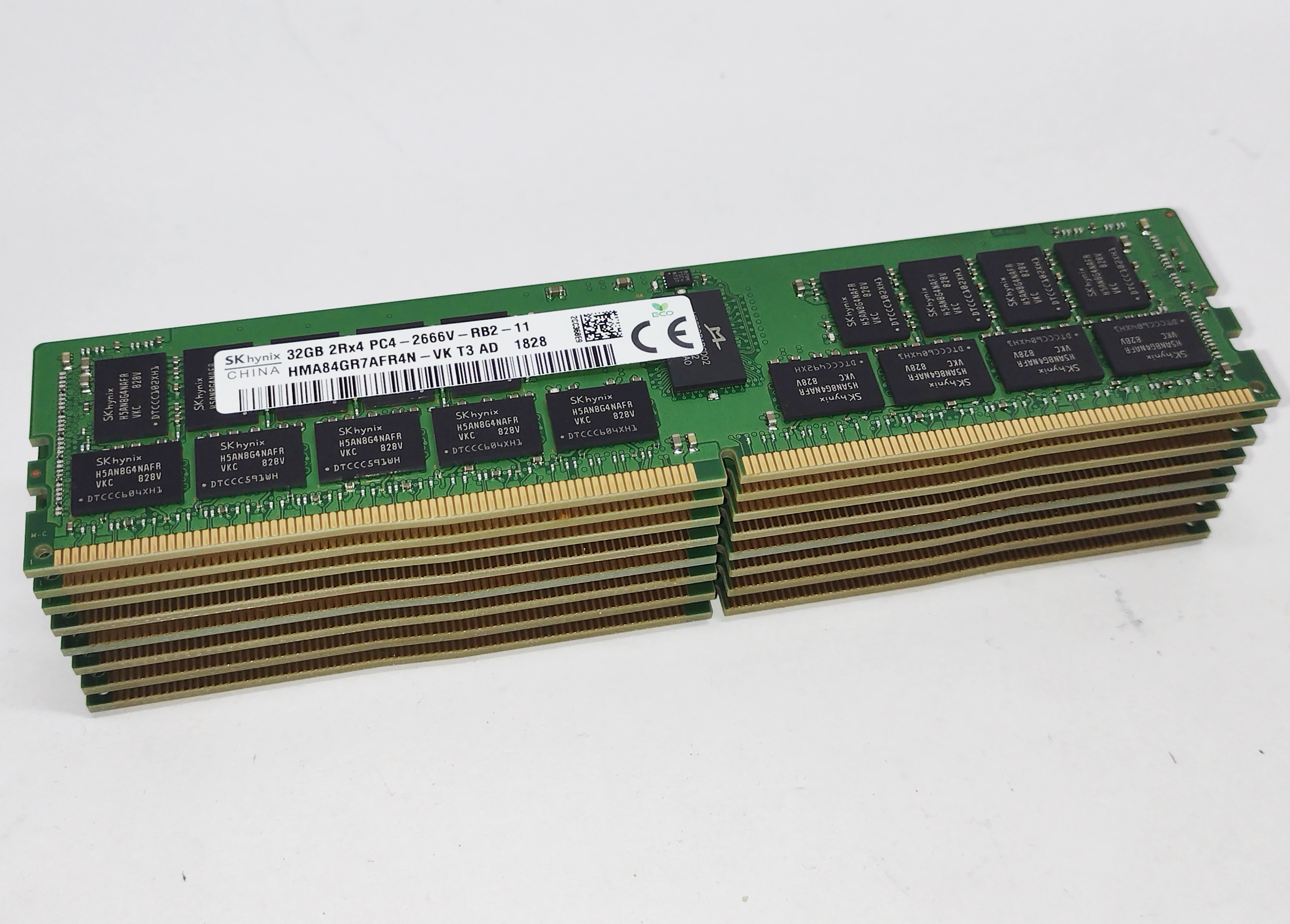 SK hynix DDR4 64GB (32GB×2枚) SK Hynix 64GB(2X32GB) HMAA4GS6AJR8N-XN 2RX8 DDR4 3200MHz SODIMM