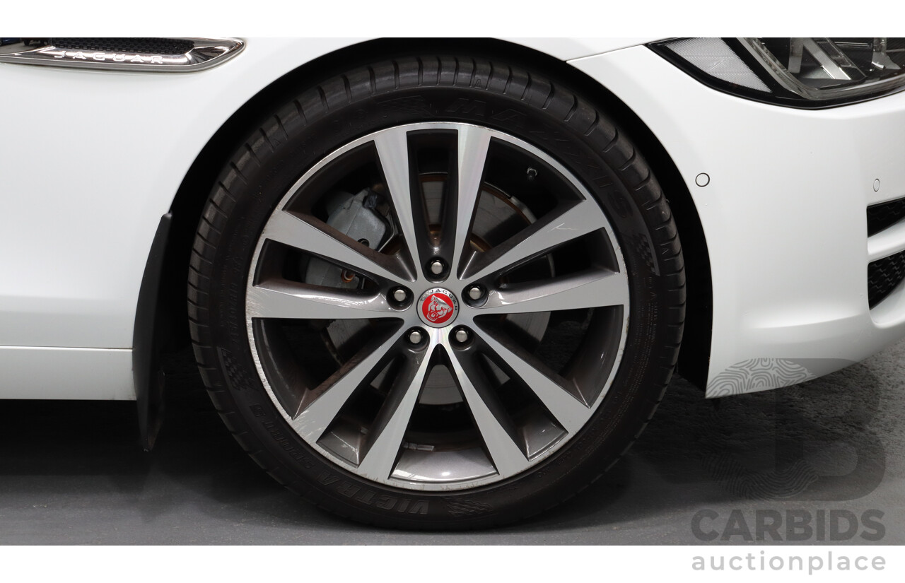 3/2017 Jaguar XE 20t Prestige  4d Sedan White 2.0L Turbo