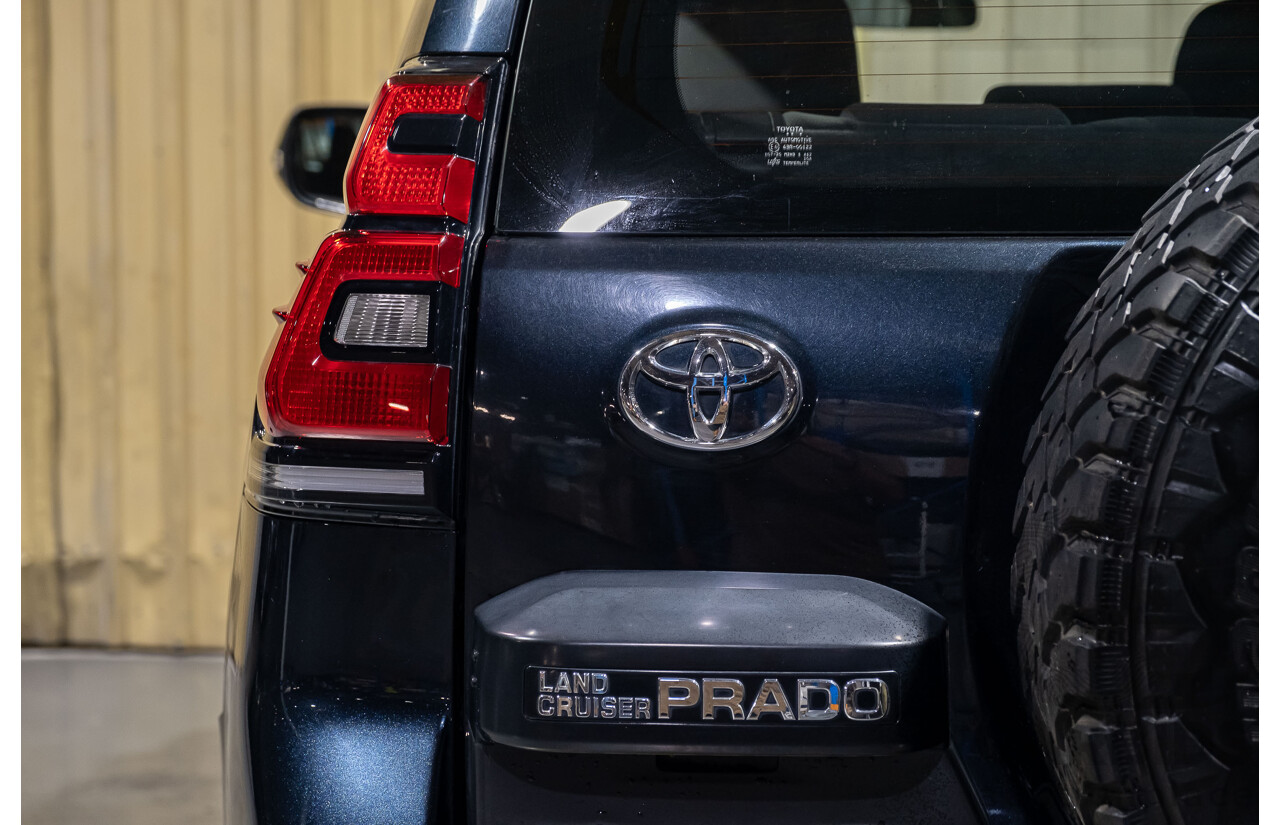 1/2009 Toyota Landcruiser Prado GXL (4x4) KDJ150R 4d Wagon Metallic Blue 3.0L Turbo Diesel - 7 Seater