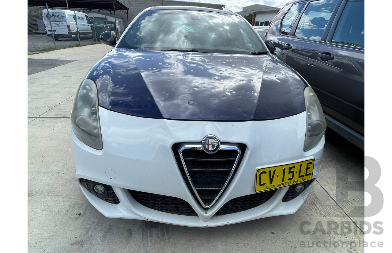 1/2011 Alfa Romeo Giulietta QV 1750 TBi  5d Hatchback White 1.7L - Stat W/O
