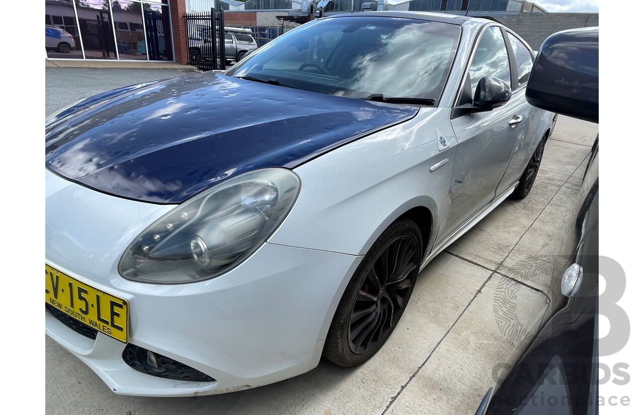 1/2011 Alfa Romeo Giulietta QV 1750 TBi  5d Hatchback White 1.7L - Stat W/O
