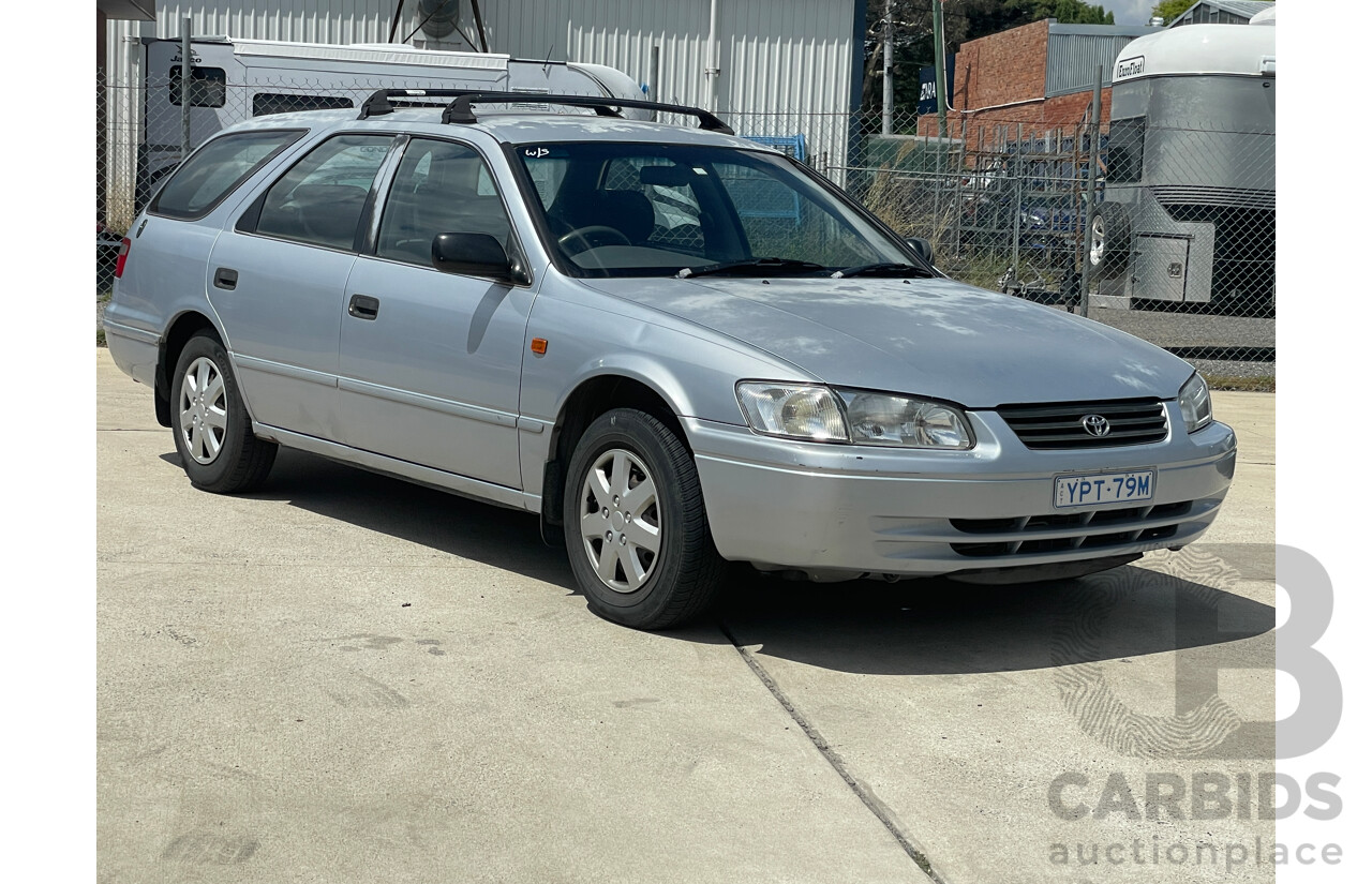 4/2000 Toyota Camry CSi SXV20R 4d Wagon Silver 2.2L