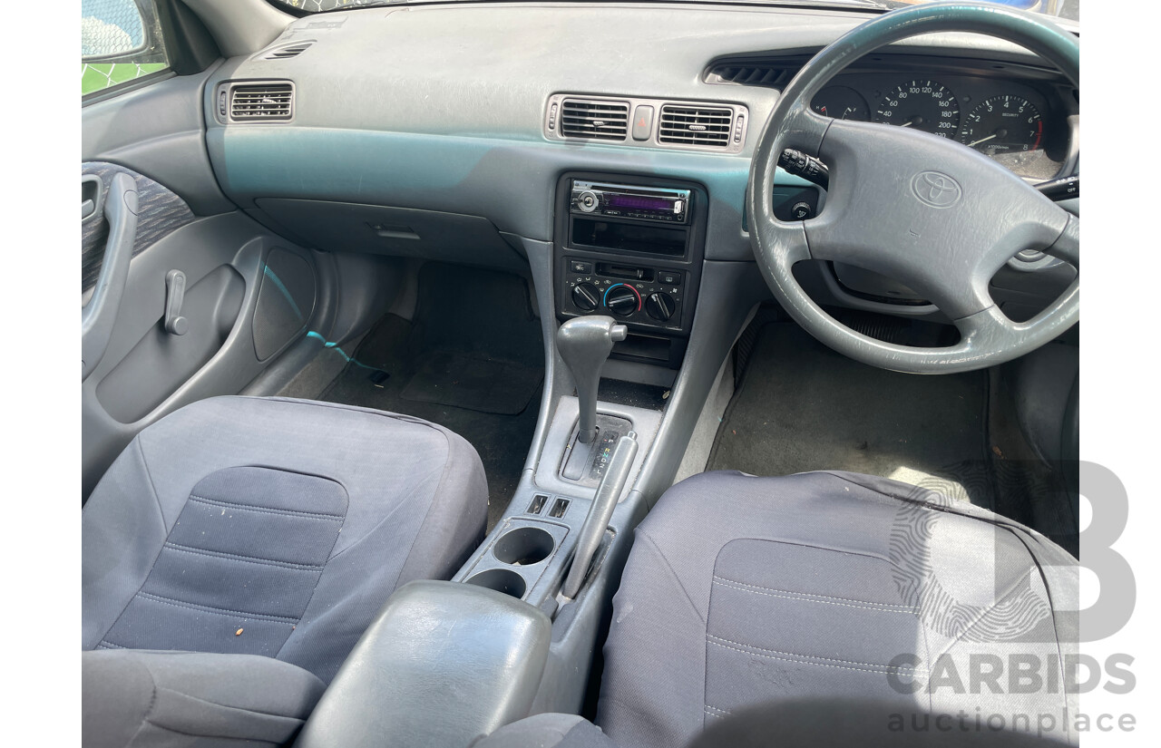 4/2000 Toyota Camry CSi SXV20R 4d Wagon Silver 2.2L