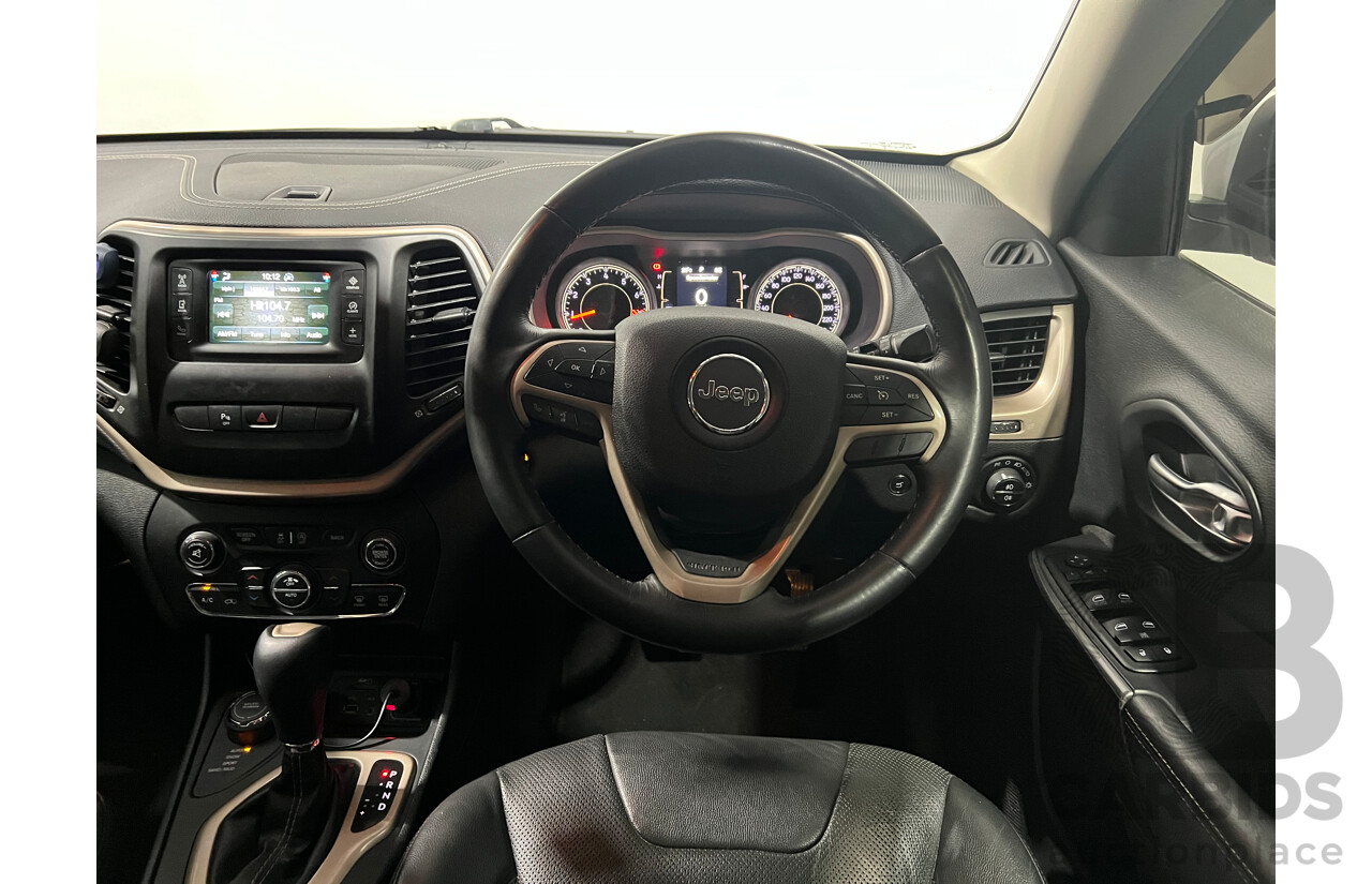 9/2016 Jeep Cherokee Longitude (4x4) KL 4d Wagon White 3.2L V6