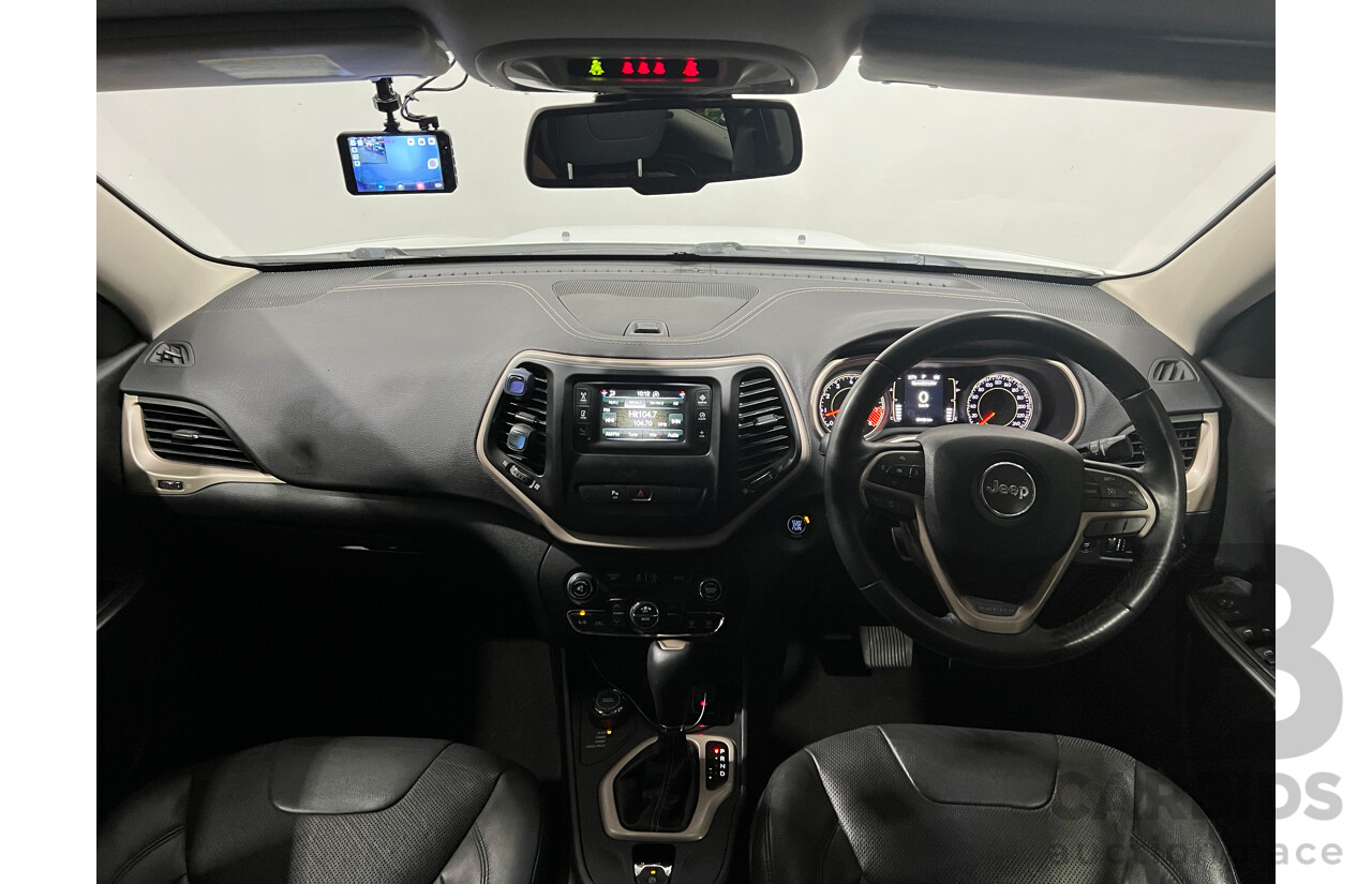 9/2016 Jeep Cherokee Longitude (4x4) KL 4d Wagon White 3.2L V6