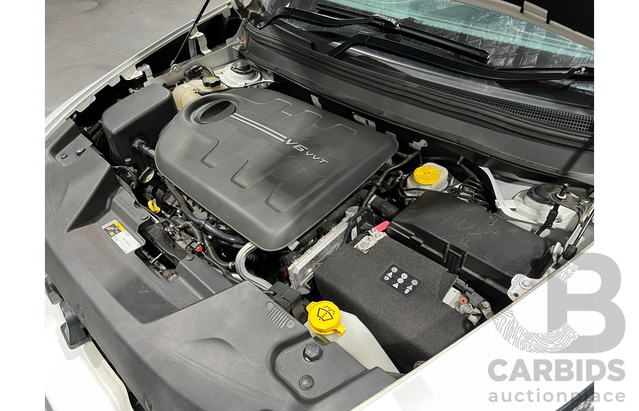 9/2016 Jeep Cherokee Longitude (4x4) KL 4d Wagon White 3.2L V6