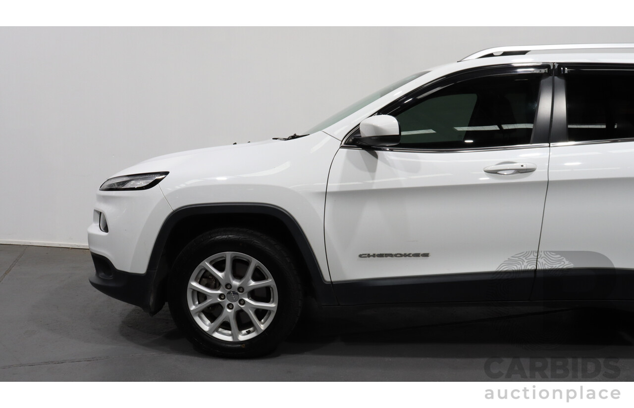 9/2016 Jeep Cherokee Longitude (4x4) KL 4d Wagon White 3.2L V6