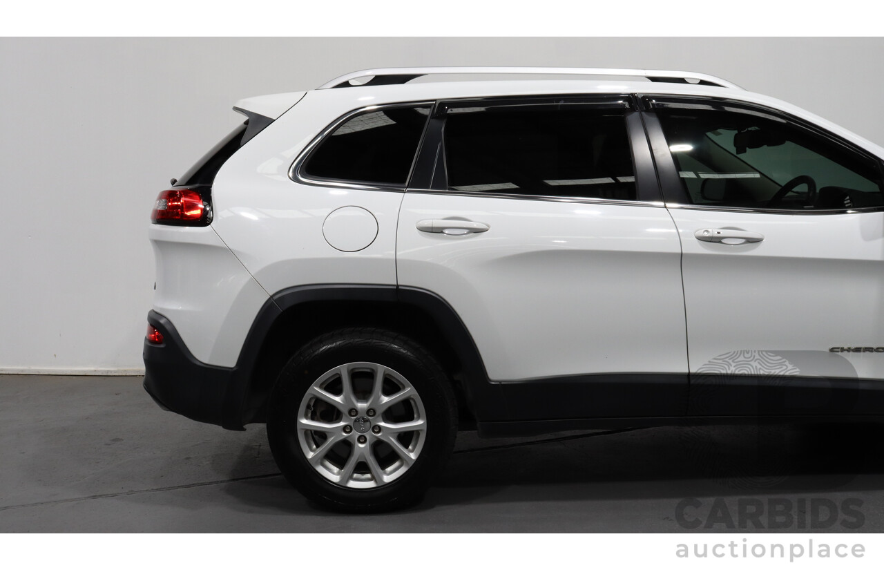 9/2016 Jeep Cherokee Longitude (4x4) KL 4d Wagon White 3.2L V6