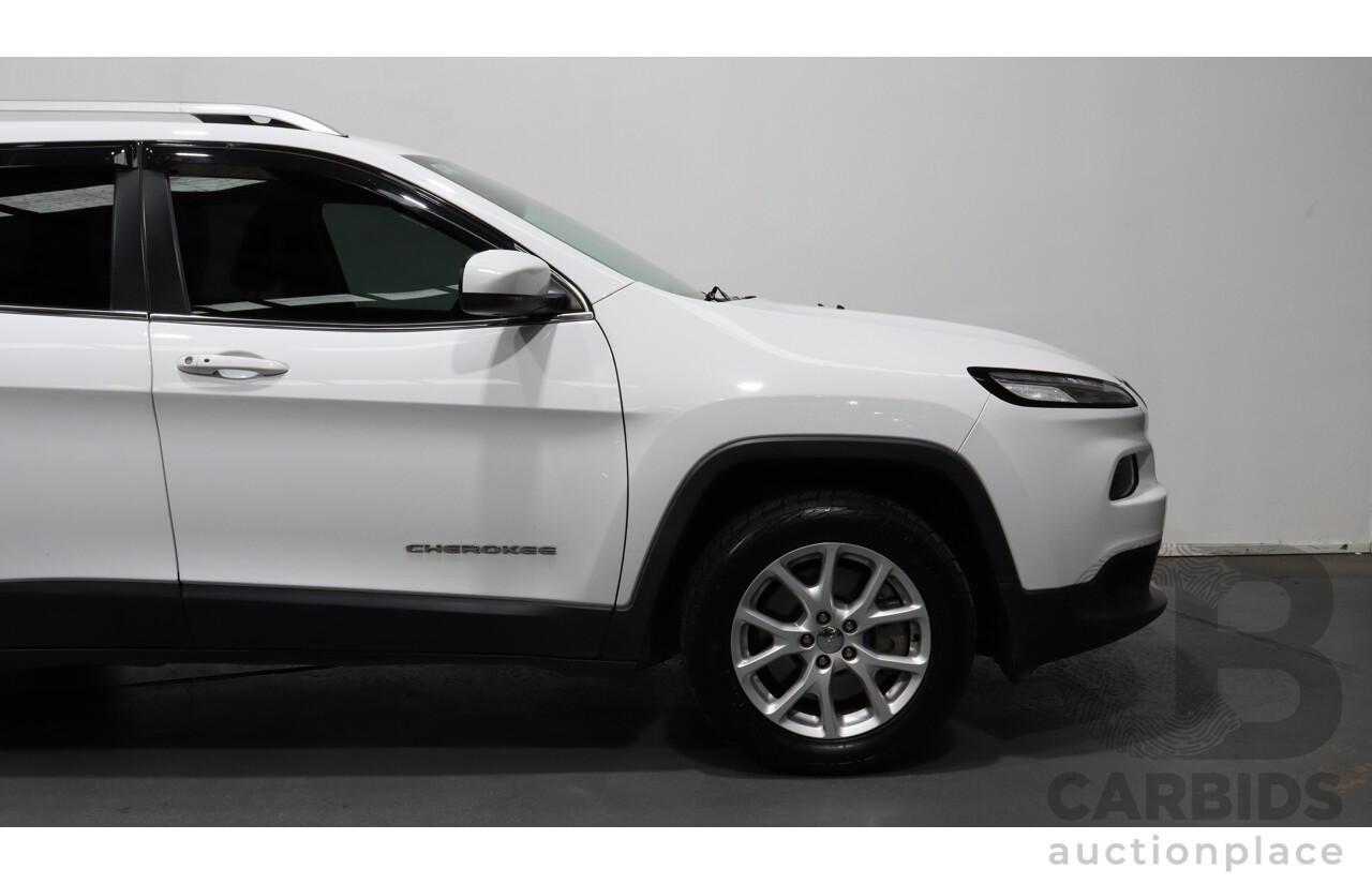 9/2016 Jeep Cherokee Longitude (4x4) KL 4d Wagon White 3.2L V6