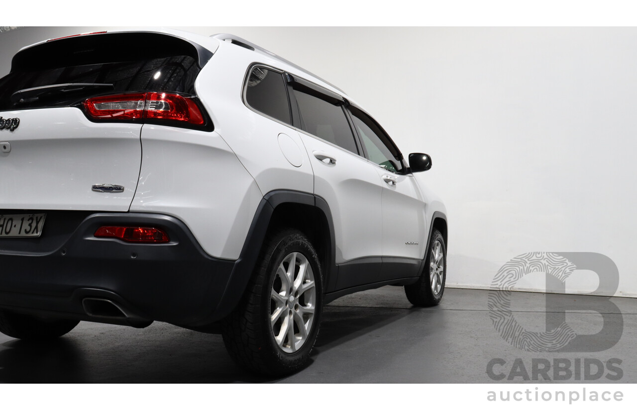 9/2016 Jeep Cherokee Longitude (4x4) KL 4d Wagon White 3.2L V6