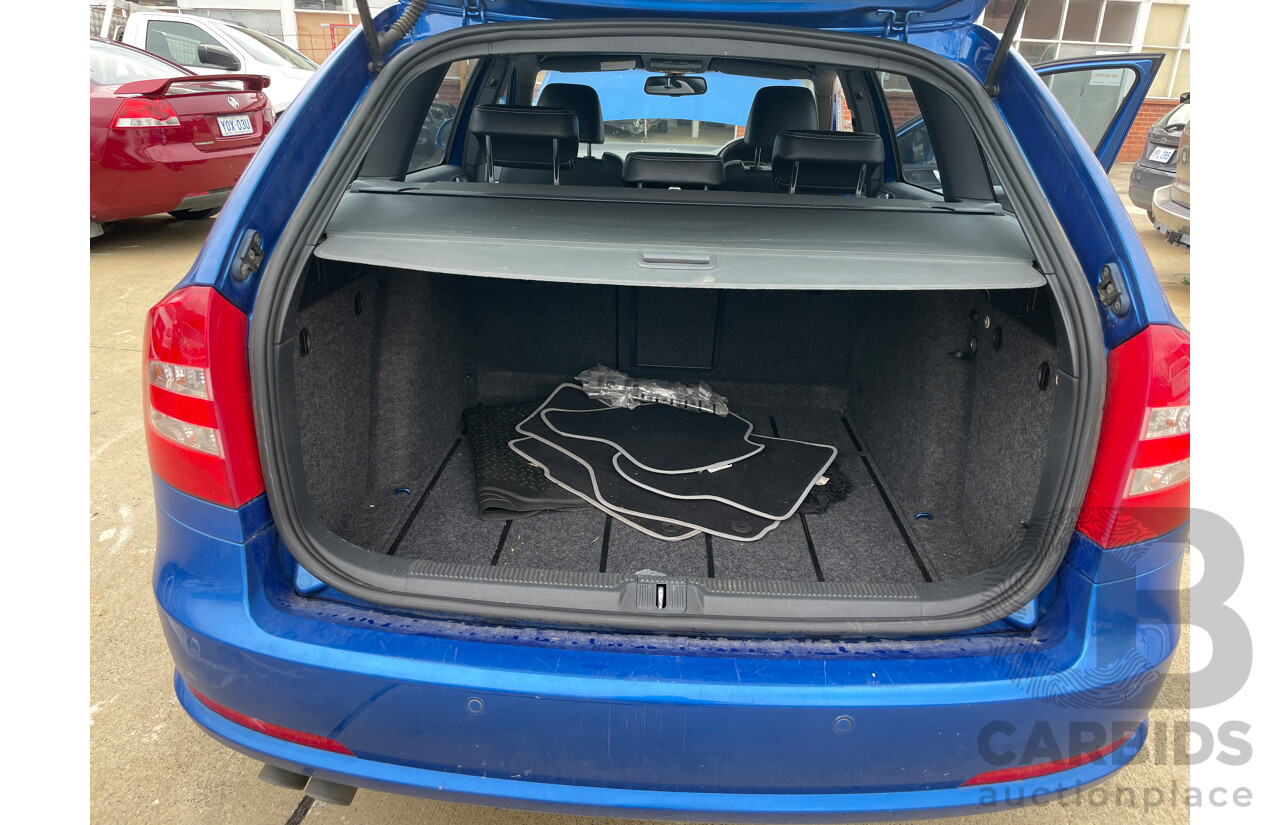 5/2009 Skoda Octavia RS 2.0 TDI 1Z MY09 5d Liftback Blue 2.0L