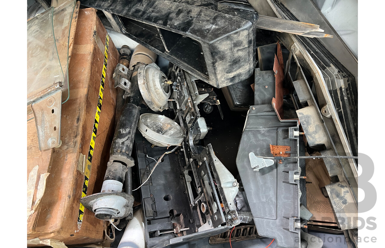 12/1972 Holden SS  HQ 4d Sedan Lettuce Alone 253ci V8 - Project Car