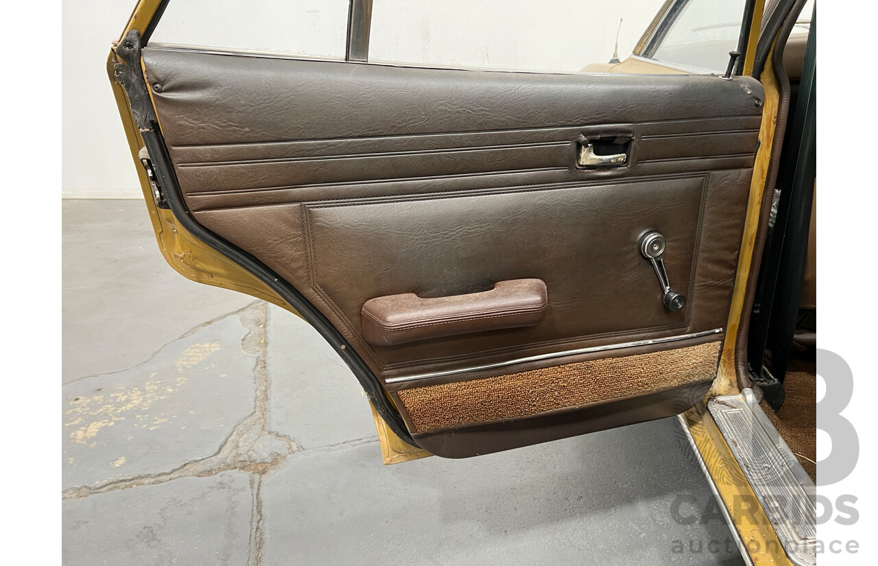 12/1974 Ford Fairmont  XB 4d Sedan Gold / White 250ci 6 Cylinder