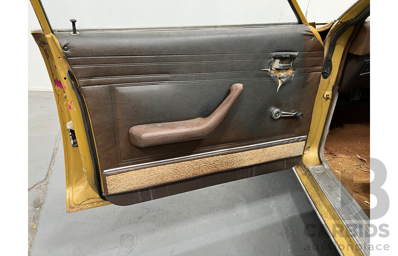 12/1974 Ford Fairmont  XB 4d Sedan Gold / White 250ci 6 Cylinder
