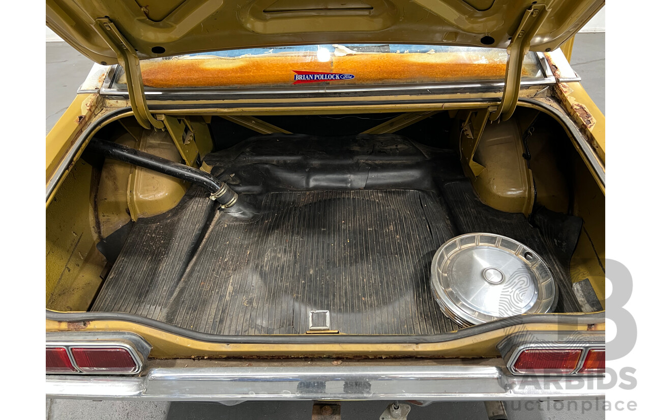 12/1974 Ford Fairmont  XB 4d Sedan Gold / White 250ci 6 Cylinder