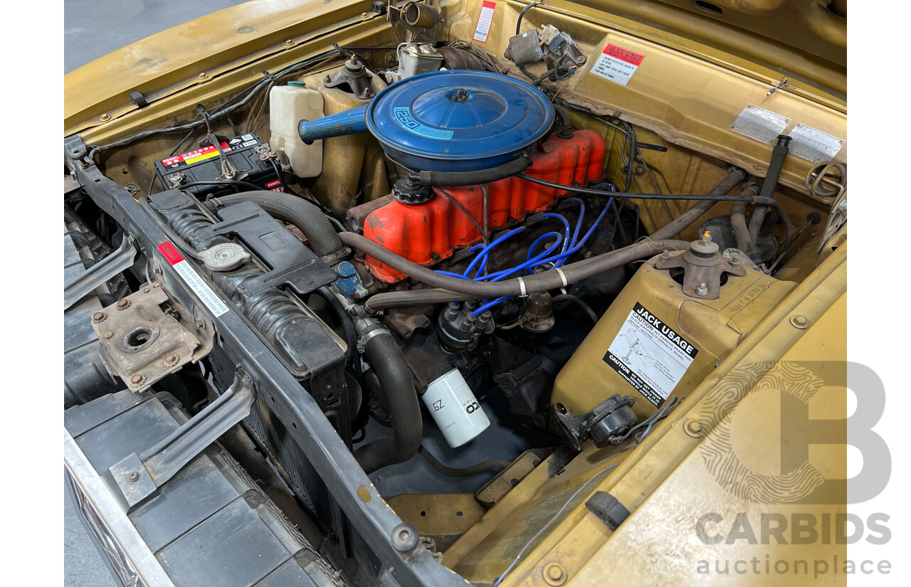 12/1974 Ford Fairmont  XB 4d Sedan Gold / White 250ci 6 Cylinder