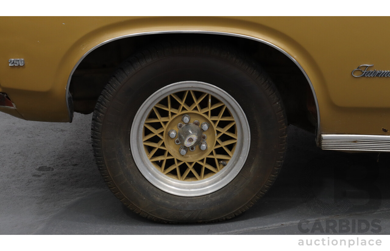 12/1974 Ford Fairmont  XB 4d Sedan Gold / White 250ci 6 Cylinder