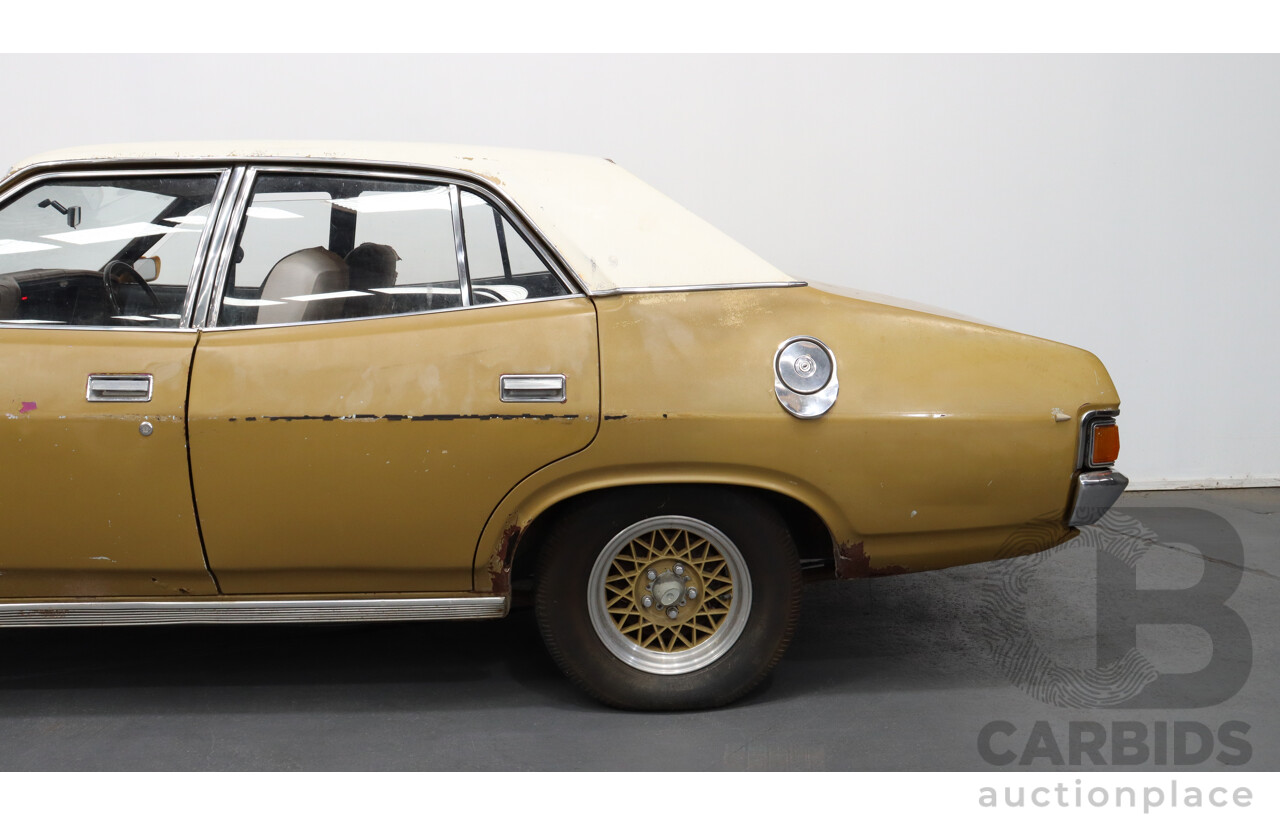 12/1974 Ford Fairmont  XB 4d Sedan Gold / White 250ci 6 Cylinder