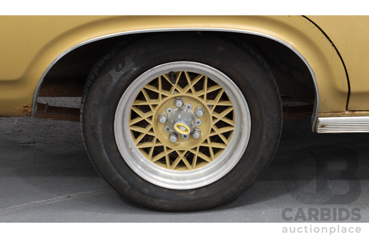 12/1974 Ford Fairmont  XB 4d Sedan Gold / White 250ci 6 Cylinder