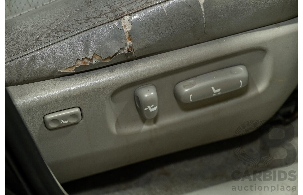 5/2007 Toyota Kluger CVX (4x4) MCU28R UPGRADE 4d Wagon Black 3.3L- 7 Seater