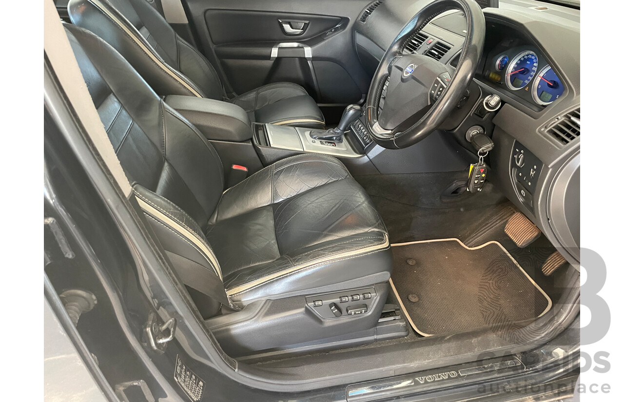 11/2011 Volvo XC90 D5 R-Design MY11 4d Wagon Grey 2.4L
