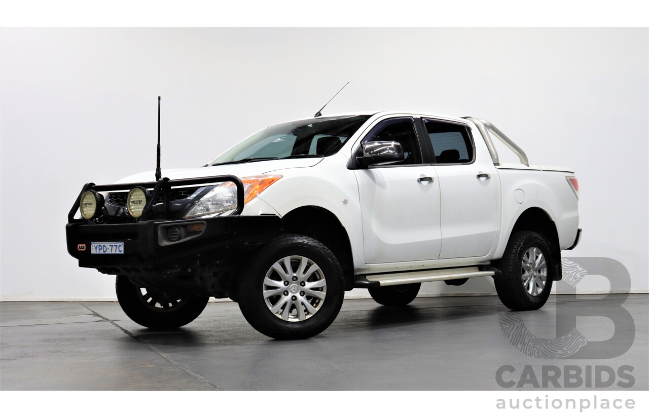 10/2013 Mazda Bt50 GT (4x4)  Dual Cab Utility White 3.2L Turbo Diesel