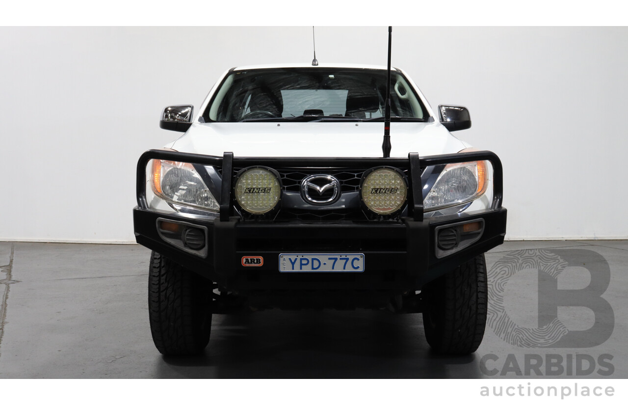10/2013 Mazda Bt50 GT (4x4)  Dual Cab Utility White 3.2L Turbo Diesel