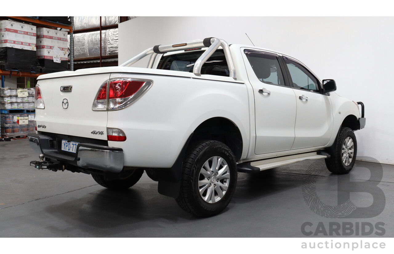 10/2013 Mazda Bt50 GT (4x4)  Dual Cab Utility White 3.2L Turbo Diesel