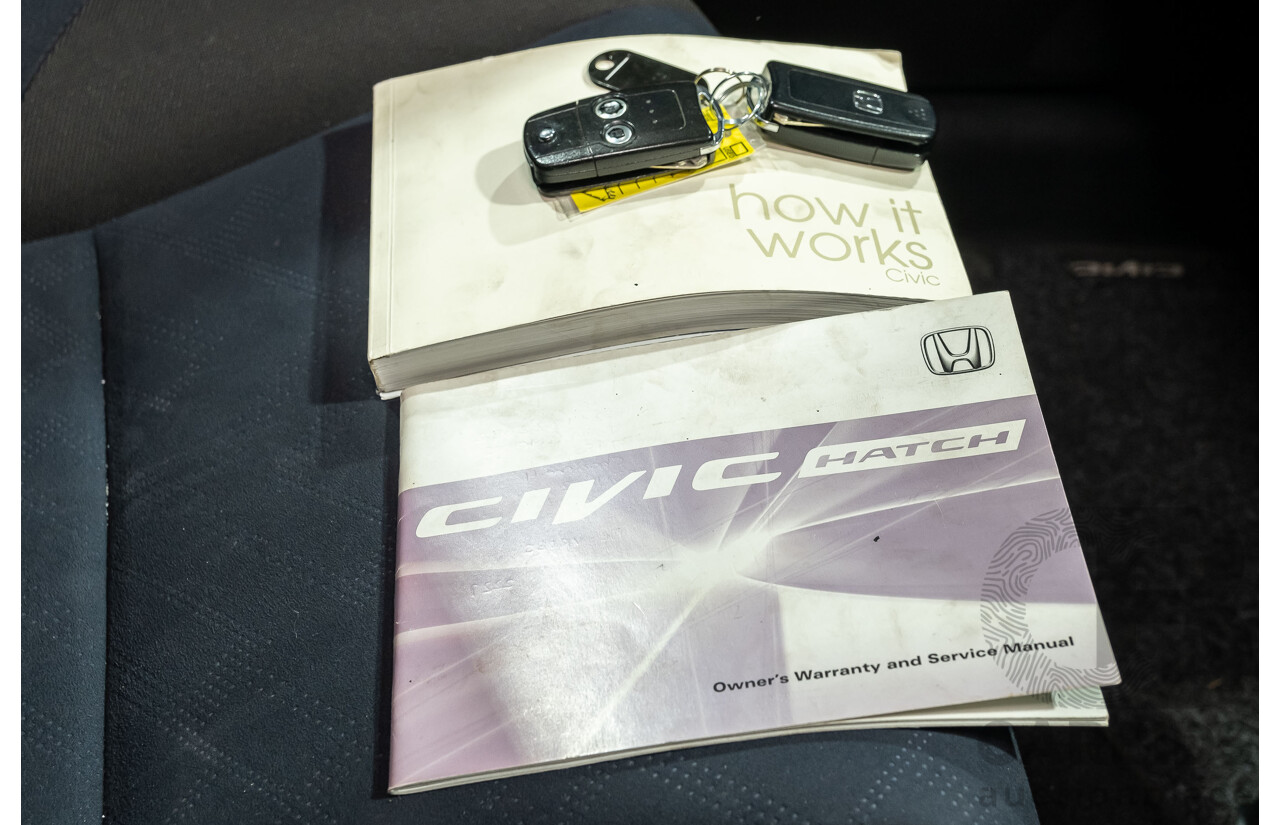 9/2012 Honda Civic VTI-S FK 5d Hatchback Red 1.8L