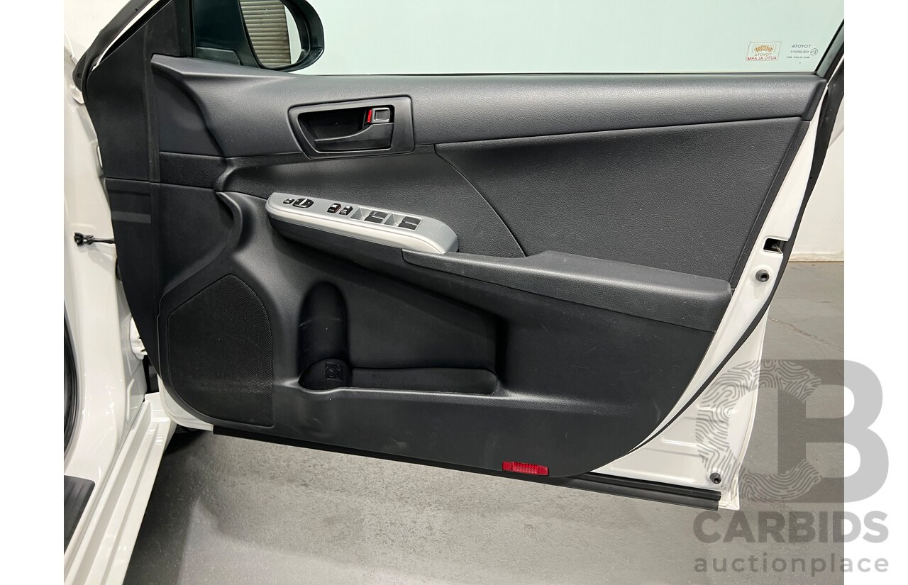 5/2015 Toyota Camry Altise ASV50R MY15 4d Sedan White 2.5L