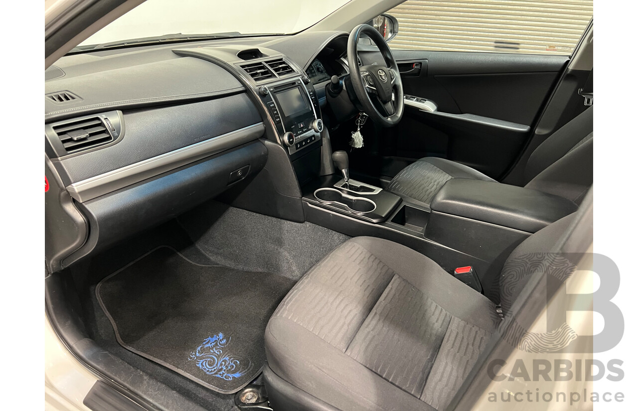 5/2015 Toyota Camry Altise ASV50R MY15 4d Sedan White 2.5L