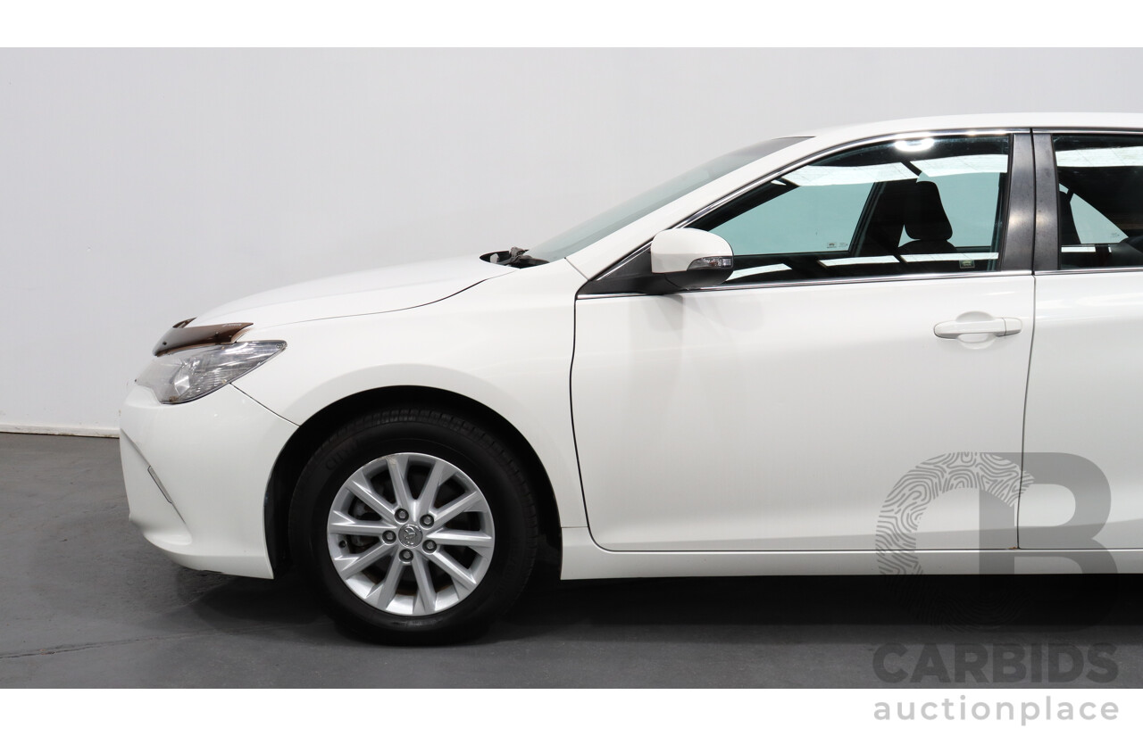 5/2015 Toyota Camry Altise ASV50R MY15 4d Sedan White 2.5L