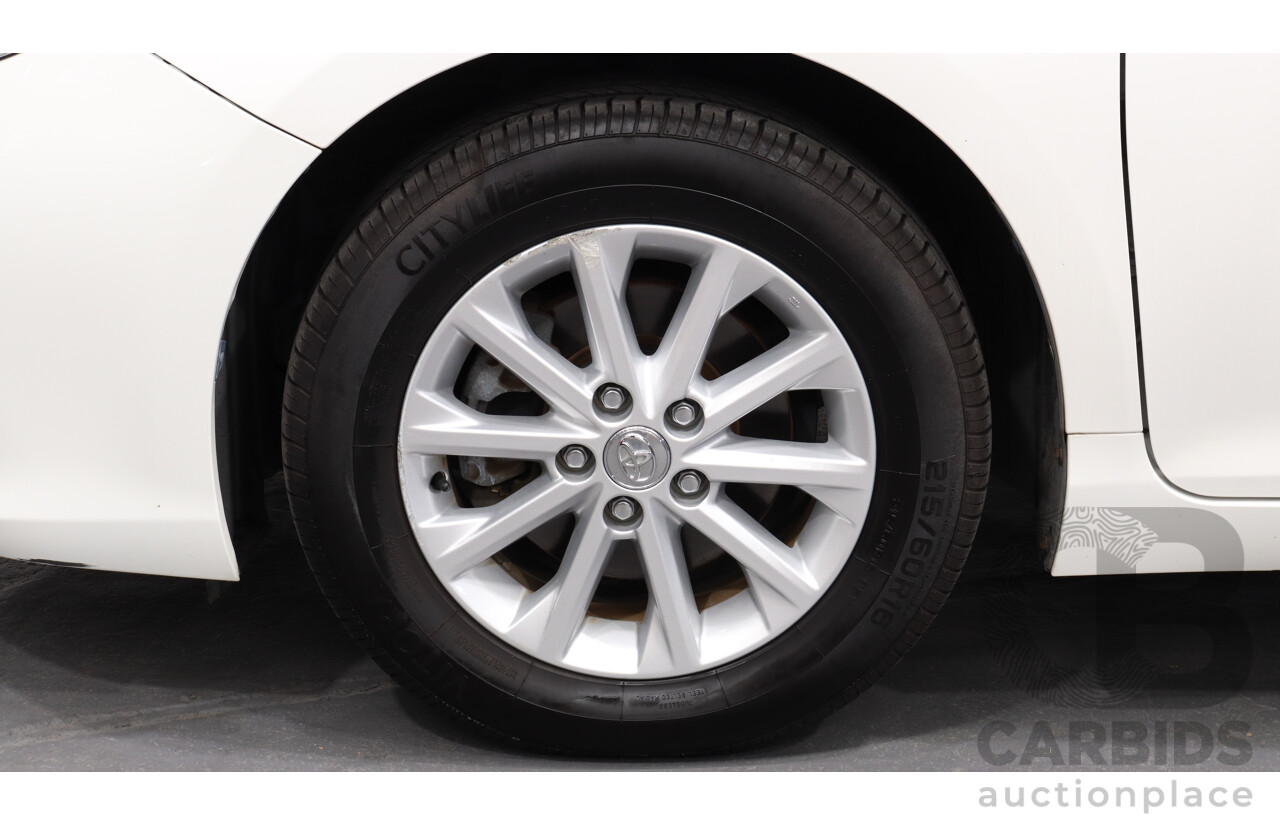 5/2015 Toyota Camry Altise ASV50R MY15 4d Sedan White 2.5L